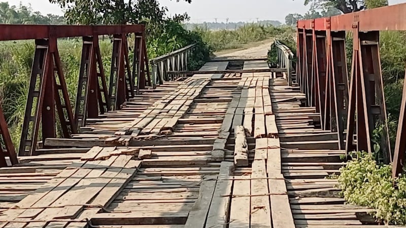 The wooden bridge in Rakhine state's Maungdaw township that was the focus of a brief report that landed DMG reporter Aung Kyaw Min in court under controversial Article 66 (d) of Myanmar's Telecommunications Law.