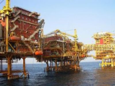 Dàn khoan dầu của ONGC, Ấn Độ- ONGC photo