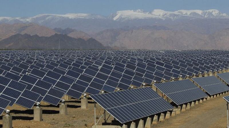 uyghur-solar-panels-hami-xinjiang-may8-2013.jpg