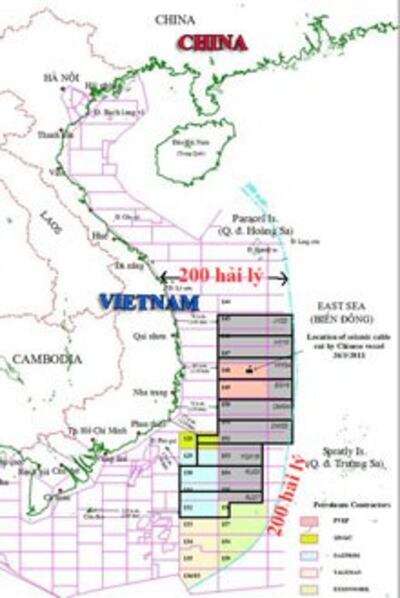 Bản đồ chỉ rõ 9 lô dầu khí mà Tổng Công ty Dầu khí Hải Dương Trung Quốc mở thầu quốc tế hoàn toàn nằm trong vùng đặc quyền kinh tế 200 hải lý và thềm lục địa của Việt Nam.Source PVN