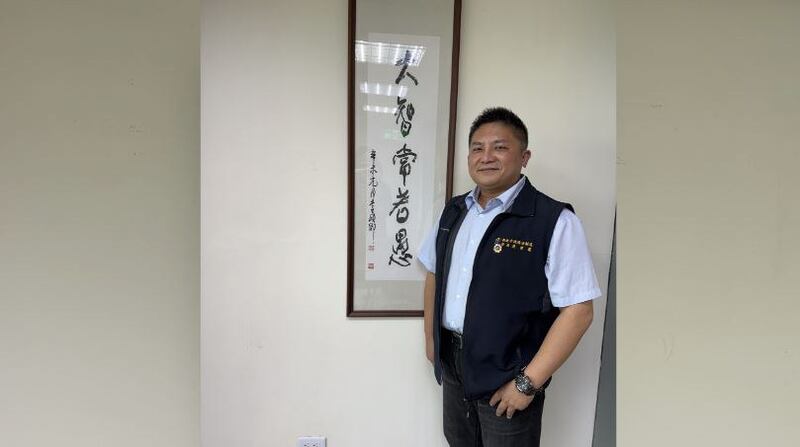 新北市法制局长吴宗宪驳侯友宜草包说法，侯熟读孙子兵法，核心原则是“避战”。(记者 黄春梅摄)