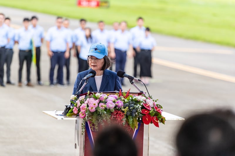 蔡英文总统见证勇鹰首飞。（国防部军闻社提供）