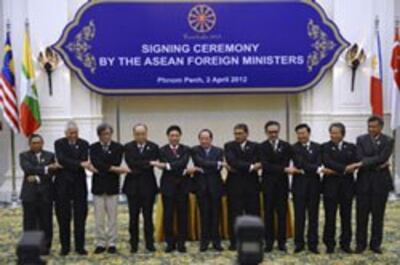 Các nhà lãnh đạo ASEAN tại Hội nghị cấp cao ASEAN lần 20, ngày 3/4/2012.