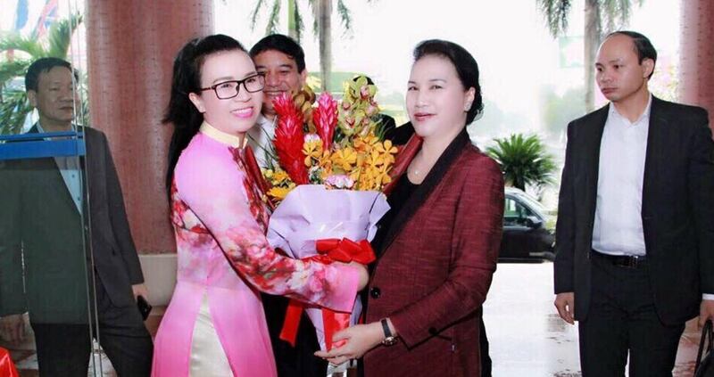  Ngày 19/11/2017 khách sạn Mường Thanh Grand Phương Đông vinh dự đón Chủ tịch Quốc hội Nguyễn Thị Kim Ngân về lưu trú. Chủ tịch Quốc hội Nguyễn Thị Kim Ngân nói: “Đã nhiều lần được Phương Đông đón tiếp chu đáo, tôi rất hài lòng. Cảm ơn Phương Đông và chúc các bạn ngày càng phát triển”.