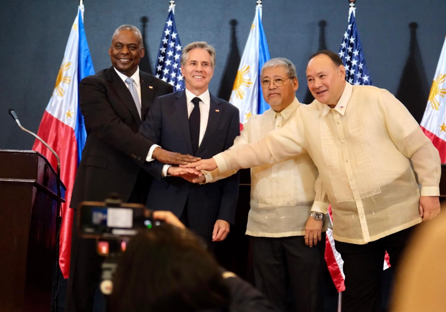 (From left) U.S. Defense Secretary Lloyd Austin; U.S. State Secretary Antony Blinken; Philippine Foreign Secretary Enrique Manalo and Philippine Defense Secretary Gilberto Teodoro Jr. pose for the cameras after holding a meeting in Manila, July 30, 2024.