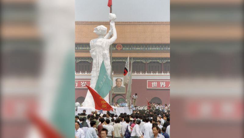 1989年5月30日，揭幕后的民主女神。（法新社图片）