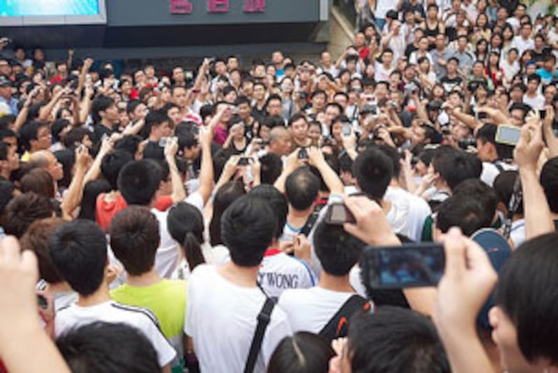 Cantonese-protest1_305.jpg