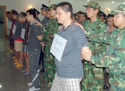 Trung Quốc: Năm người trong phiên tòa bị kết án tử hình vì tội buôn ma túy (năm 2007).AFP photo 