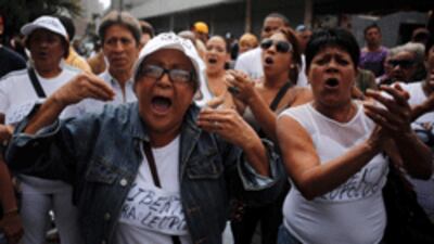 Biểu tình ở Caracas, Venezuela.- Courtesy of cbc.ca