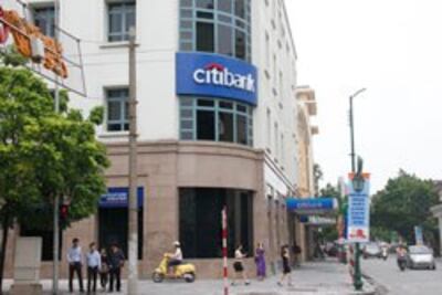 Chi nhánh ngân hàng Citibank tại Hà Nội hôm 11-07-2011, ảnh minh họa. RFA PHOTO.