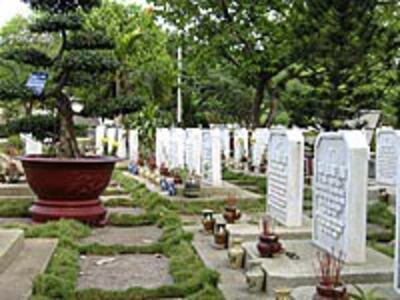 683_cemetary1_200.jpg