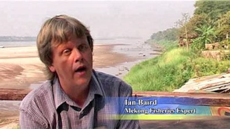 Ian Baird, nhà hoạt động môi sinh, sống nhiều năm trên đất Lào và là chuyên gia bảo vệ nguồn cá sông Mekong. (Nguồn: Tom Fawthrop)