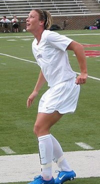 abby-wambach-200.jpg