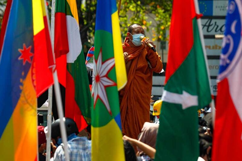 https://www.rfa.org/english/multimedia/yangon-protest-gallery-02242021153748.html/m0224a.jpg