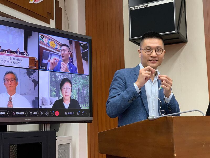 台湾大学中国大陆研究中心特约研究员尹丽乔。（记者夏小华摄）