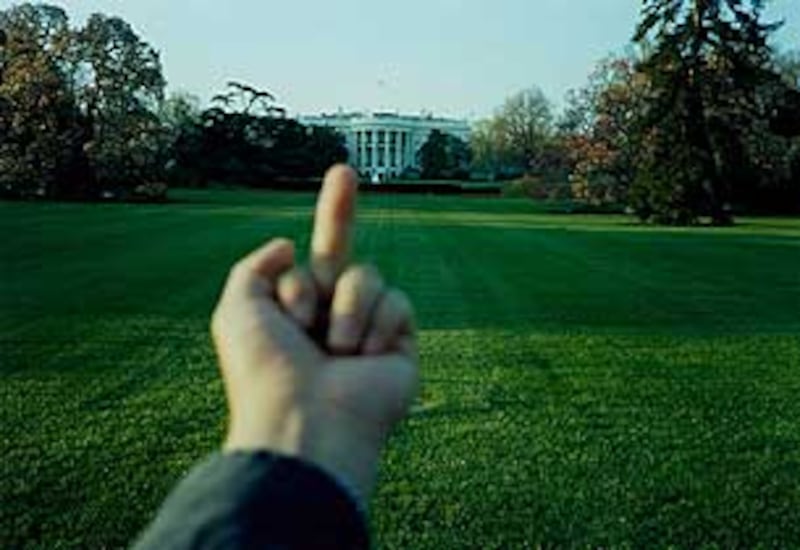 finger_whitehouse305