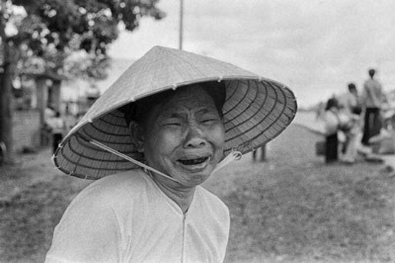 Một nạn nhân chiến tranh. (by Hiroji Kubota 1975)