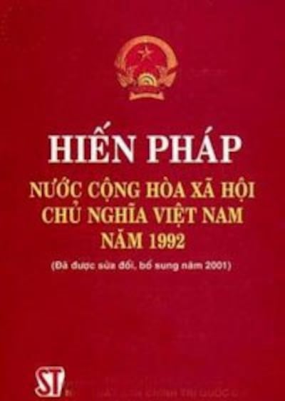 Bìa sách Hiến pháp nước CHXHCN Việt Nam 1992. Photo courtesy of chinhphu.vn