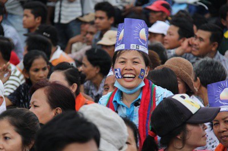 CNRP supporters rally in Phnom Penh's Freedom Park, Aug. 26, 2013. Photo credit: RFA