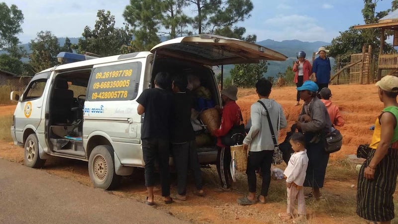 Members of volunteer organizations help evacuate displaced persons in Myanmar's Karen state, Nov. 28, 2023. (Shwe Nyaungbin Charity Organization)