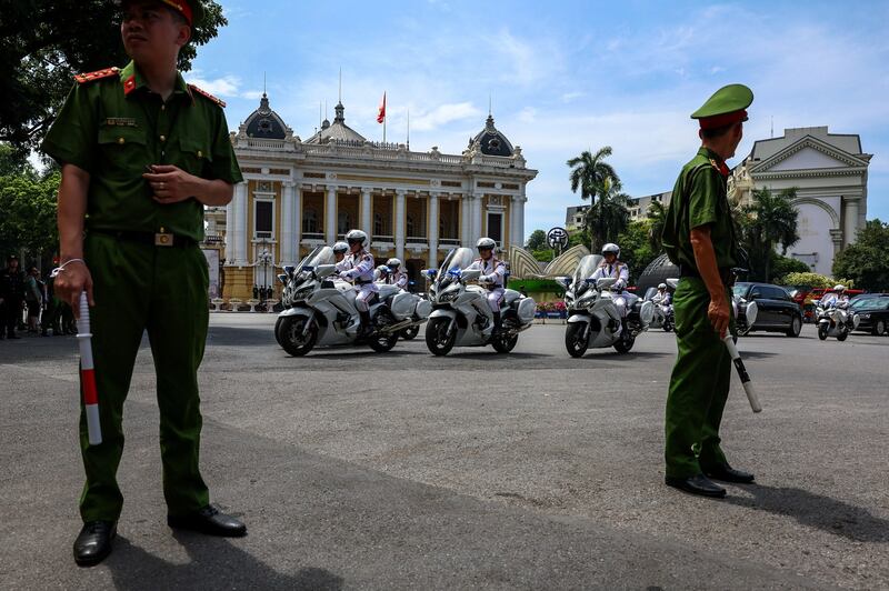 2024-06-19T061436Z_1702861512_RC23E8AZQYL6_RTRMADP_3_VIETNAM-RUSSIA.JPG