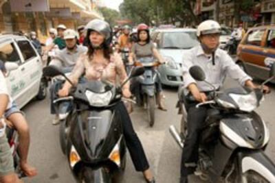 hanoi_traffic-250.jpg