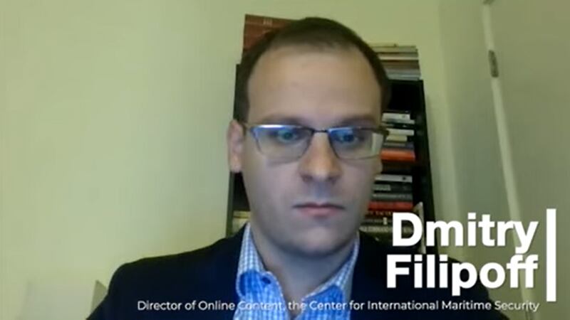 美国国际海事安全中心在线内容主任德米特里·菲利波夫（Dmitry Filipoff）指出，为应对印太地区挑战，中方也意识到提高作战能力和加强地区影响力能够获得更多的竞争优势。（视频截图）