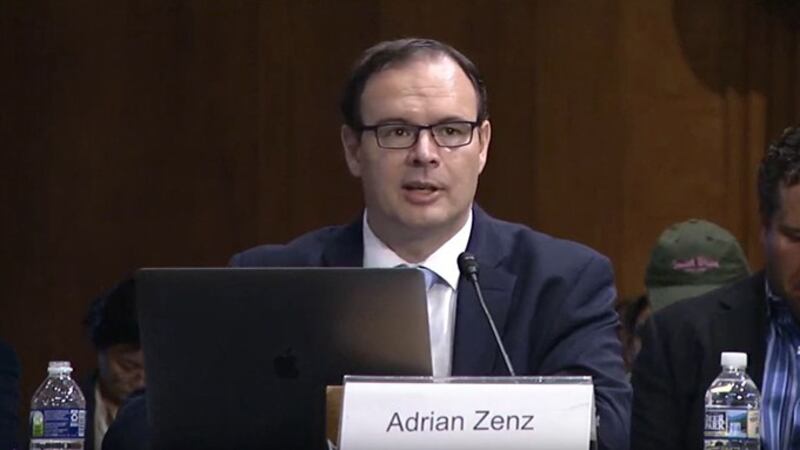 美国共产主义受害者纪念基金会的中国部主任郑国恩（Adrian Zenz）表示，新疆吐鲁番的试车场项目始于2015年，并在2019年结束。（自由亚洲电台）