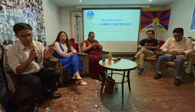 “中间道路民众运动”执行委员才旺坚赞（Tsewang Gyaltsen）指出：“对西藏来讲，时间不再等待，尊者已到了89岁高龄，每一天对西藏来讲，都是一个紧急的状态。”（记者夏小华摄）