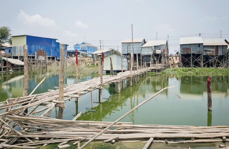 A view of some of the houses in the Tamok Lake area of Phnom Penh, Cambodia, March 26, 2024. (Citizen journalist)