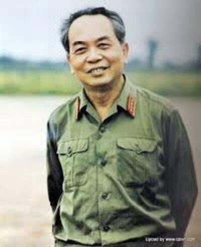 Tướng Võ Nguyên Giáp, khoảng thập niên 1960 - Photo courtesy cafebiz.com