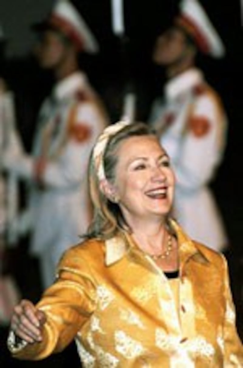 Ngoại trưởng Mỹ Hillary Clinton đến Việt Nam 