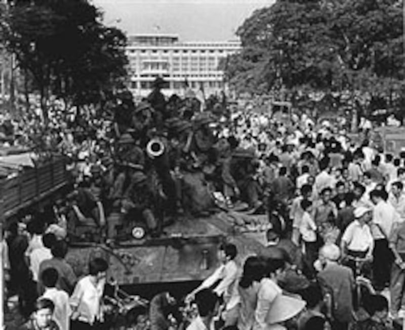 Sài Gòn ngày 30-04-1975. AFP PHOTO.