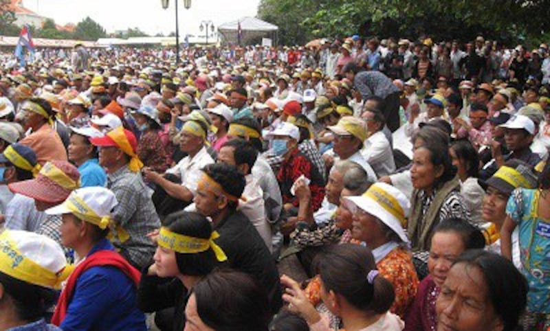 Opposition demonstrators rally in Phnom Penh, Sept. 17, 2013. Photo credit: RFA.