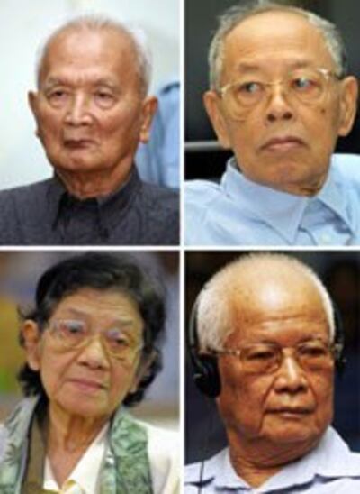 Bốn nhân vật chủ chốt của Khmer đỏ: Nuon Chea (trên-trái), cựu ngoại trưởng Ieng Sary (trên-phải), Bà Ieng Thirith (dưới-trái) và cựu lãnh đạo nhà nước Khieu Samphan (dưới-phải).