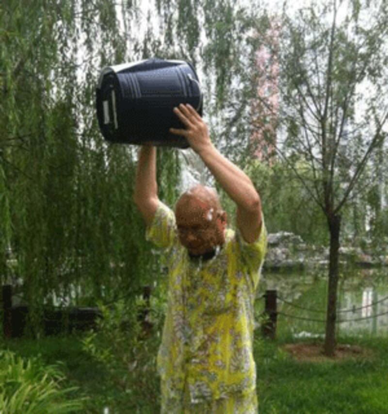 Social media activist Wu Gan, known online by his nickname 'The Butcher,' takes part in the ice-bucket challenge for Chinese prisoners of conscience.(Photo courtesy of Wu Gan)