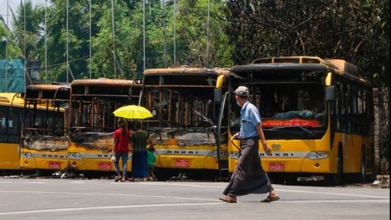 myanmar-public-buses-burned-kyimyindaing-yangon-apr12-2021.jpg