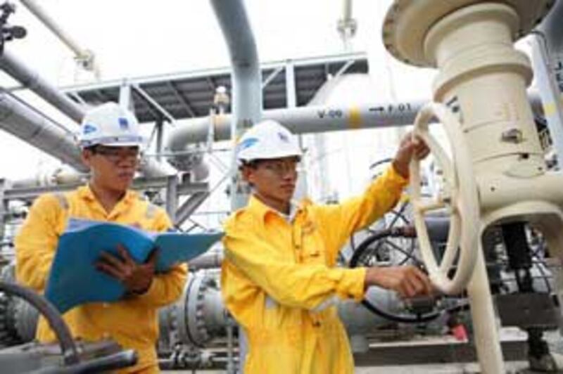 Nhà máy xử lý khí Dinh Cố của Công ty Petro Gas Việt Nam. Photo courtesy of PVGas.