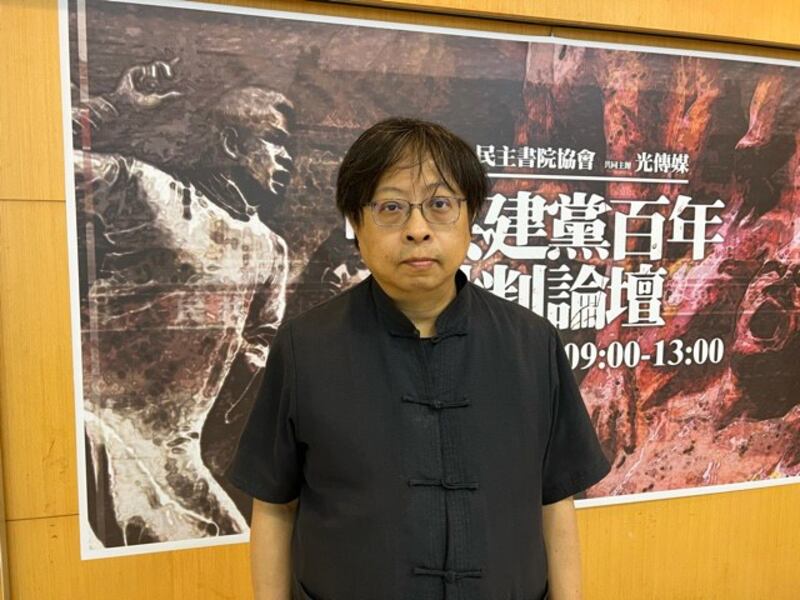 华人民主书院理事长曾建元主张台湾应该义不容辞跟进外交抵制北京冬奥。(记者 黄春梅摄)