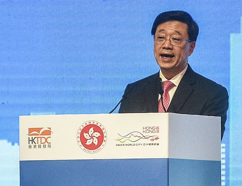 ENG_CHN_HKUPresident_10042023.2.jpg