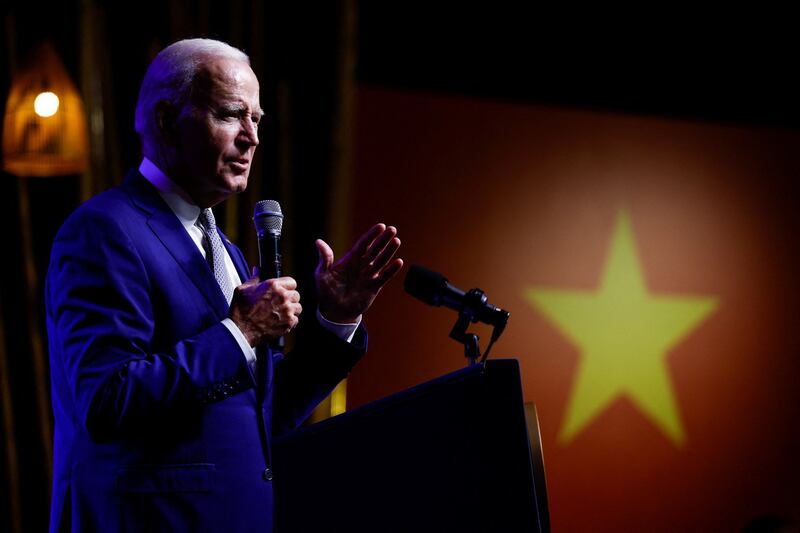 2023-09-10T144519Z_494759804_RC2Q53A7NG6H_RTRMADP_3_VIETNAM-USA-BIDEN.JPG