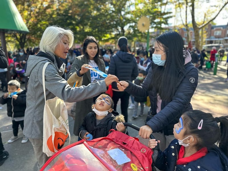 台湾出生长大，美国纽约州首位亚裔女性参议员曲怡文为亚裔代言。（曲怡文提供）