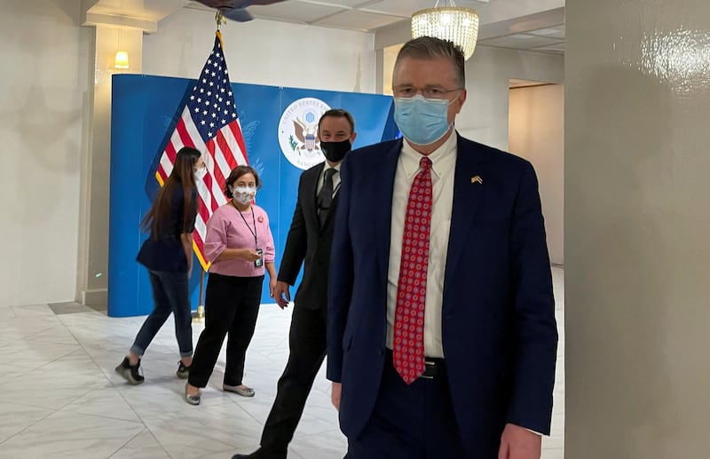 U.S. Assistant Secretary of State for East Asia Daniel Kritenbrink arrives at a roundtable with correspondents in Bangkok, Thailand, Dec. 3, 2021. Credit: Reuters