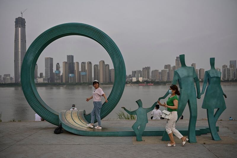 ENG_CHN_FamilySculpture_01032024.2.jpg