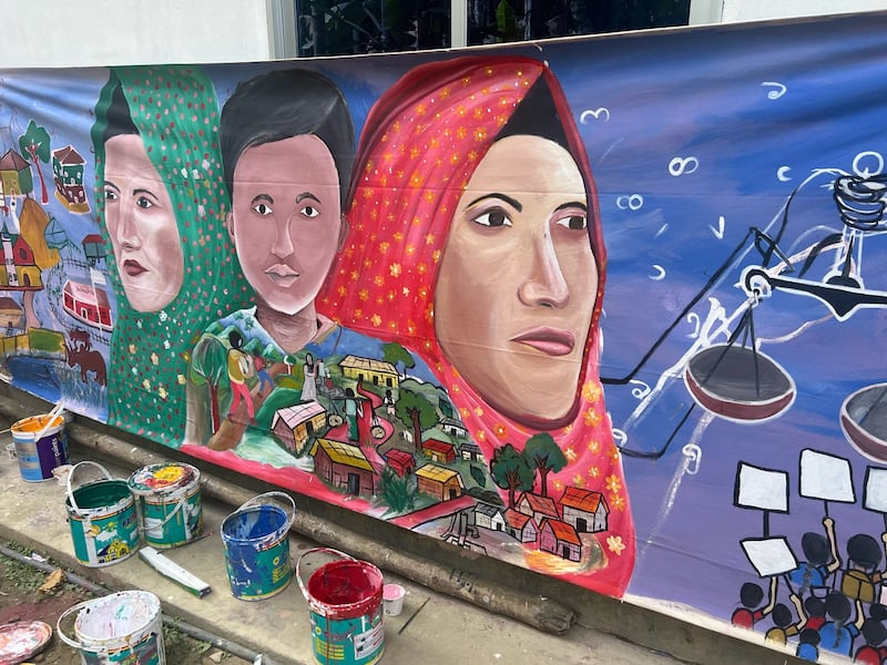 Shanti Mohila members participate in a series of art facilitation sessions conducted by Legal Action Worldwide in collaboration with Artolution Inc. in Cox’s Bazar, Bangladesh, in 2024.