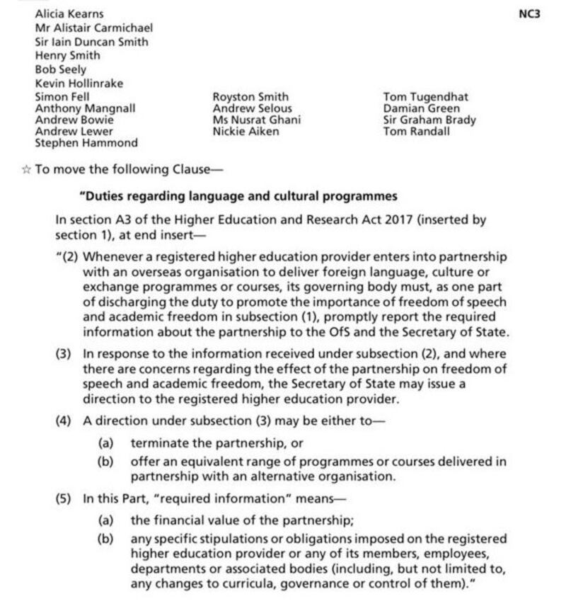 超过20名跨党派国会议员上周联署，要求在《高等教育（言论自由）法案》中加入条款，要求任何在英国注册的高等教育机构与海外组织合作提供外语、文化和交流活动时，必须向政府汇报合作项目的资金讯息以及机构所接受的条款，以保护言论及学术自由。（推特截图）