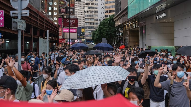 2020年7月1日，香港民众进行反“国安法”大游行。（维基百科）